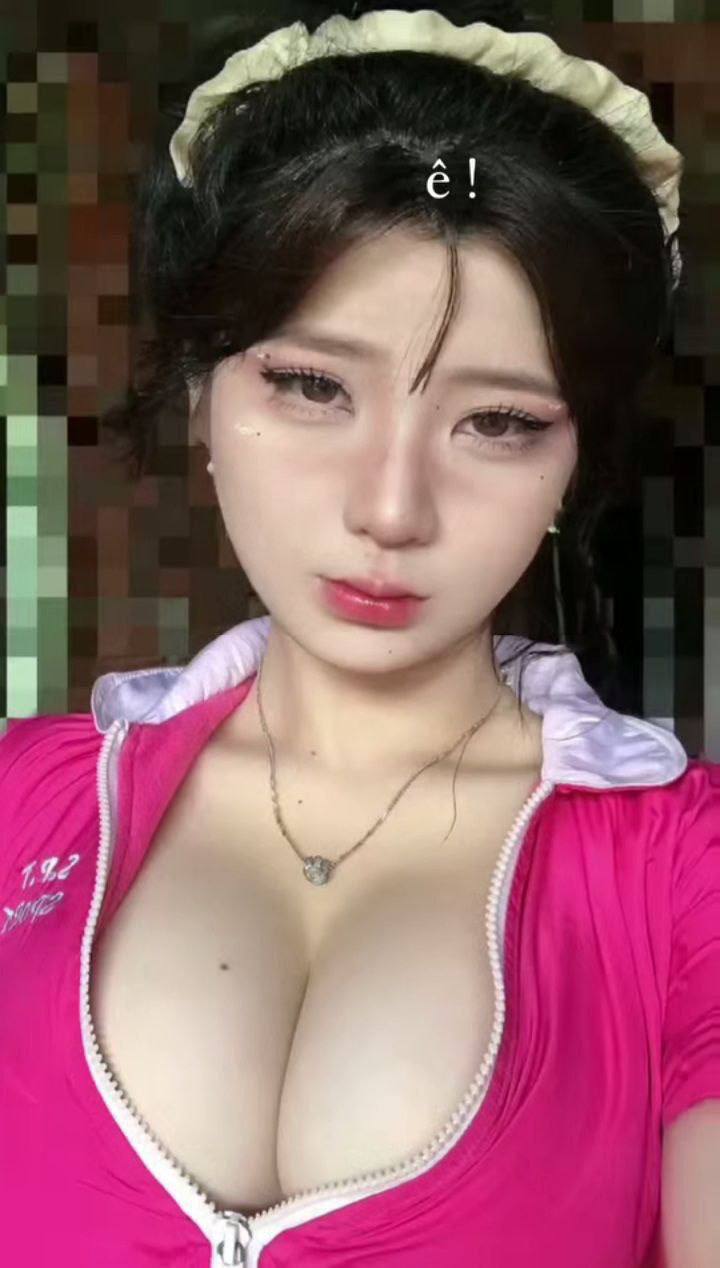 Đang chạy deadline mà em vẫn muốn doggy